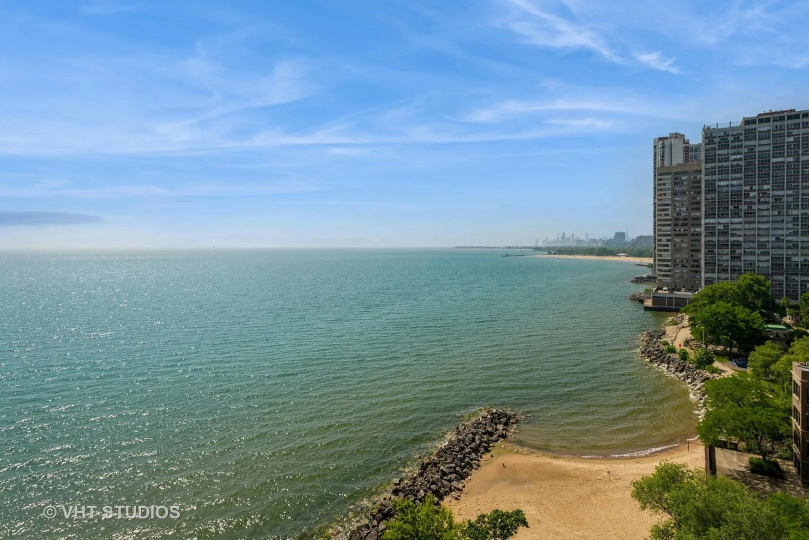 6301 North Sheridan Road, Unit 10R Chicago, IL 60660 - Photo 9 of 20