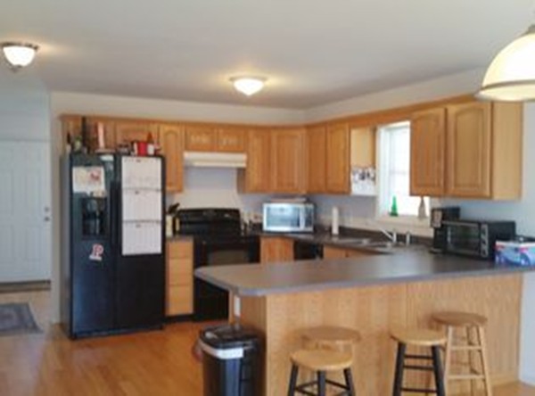 3 Bates Point Road Webster, MA 01570 - Photo 4 of 6 Gallery Image 4