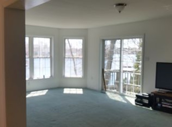 3 Bates Point Road Webster, MA 01570 - Photo 5 of 6 Gallery Image 5