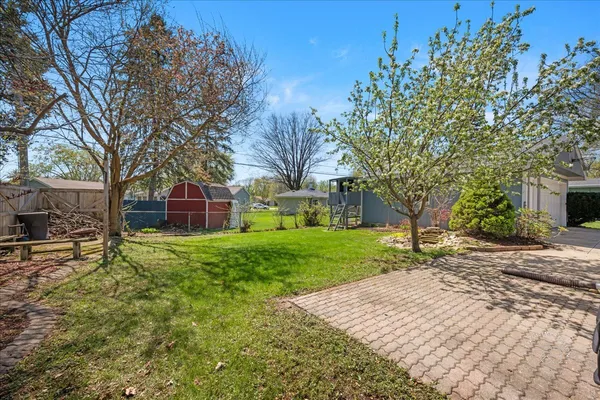 $300,000 | 1359 Carol Place, Montgomery, IL 60538