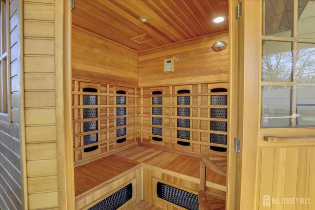 $699,000 | 48 Cedar Terrace, Sayreville, NJ 08859