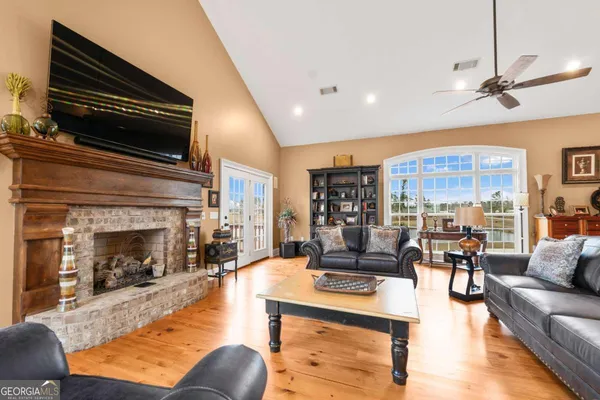 $1,249,000 | 42 Claxton Road, Hazlehurst, GA 31539