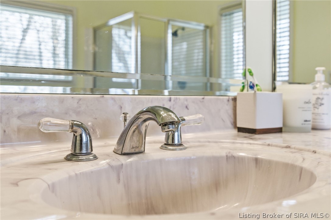 8711 Banet Road Floyds Knobs, IN 47119 - Photo 37 of 77