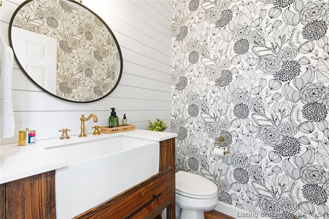 8711 Banet Road Floyds Knobs, IN 47119 - Photo 39 of 77