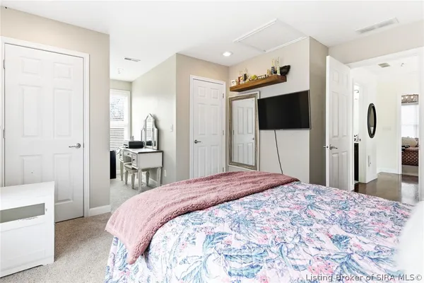 $599,000 | 8711 Banet Road, Floyds Knobs, IN 47119