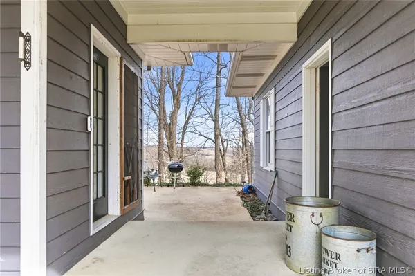 $599,000 | 8711 Banet Road, Floyds Knobs, IN 47119