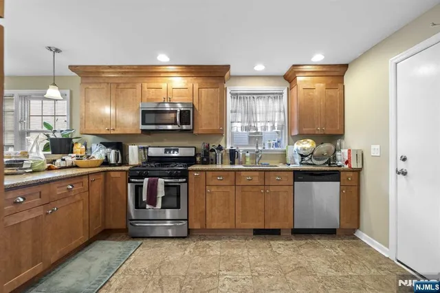 $2,550 | 47 Morris Place, Unit 2, Bloomfield, NJ 07003