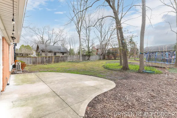 $699,990 | 2735 Barfield Drive Southeast, Grand Rapids, MI 49546