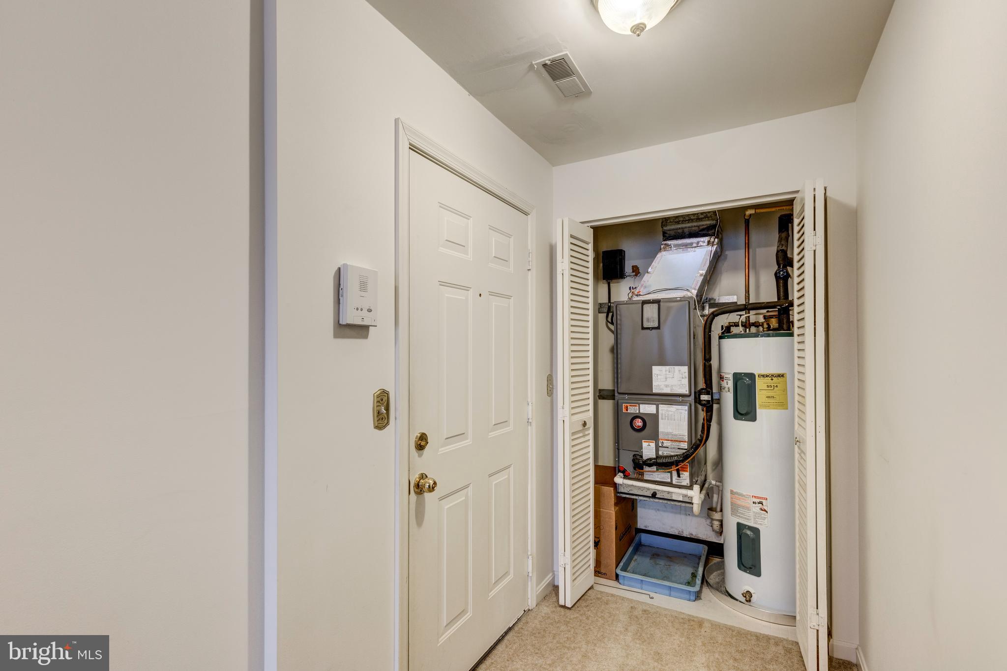 425 Pleasanton Road, Unit C34 Westminster, MD 21157 - Photo 7 of 31 Utitliy Closet