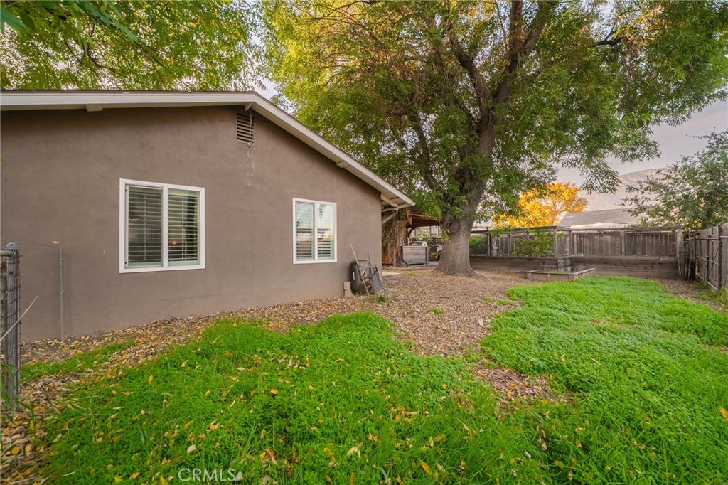 7247 Linden Lane Rancho Cucamonga, CA 91784 - Photo 36 of 51 a backyard of a house with lots of green space