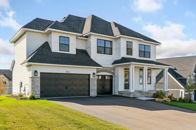 $934,750 | 5527 Scenic Loop Run, Victoria, MN 55318