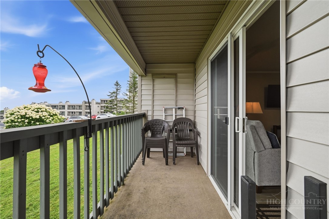301 Pinnacle Inn Road, Unit 2116 Beech Mountain, NC 28604 - Photo 6 of 49 Gallery Image 6