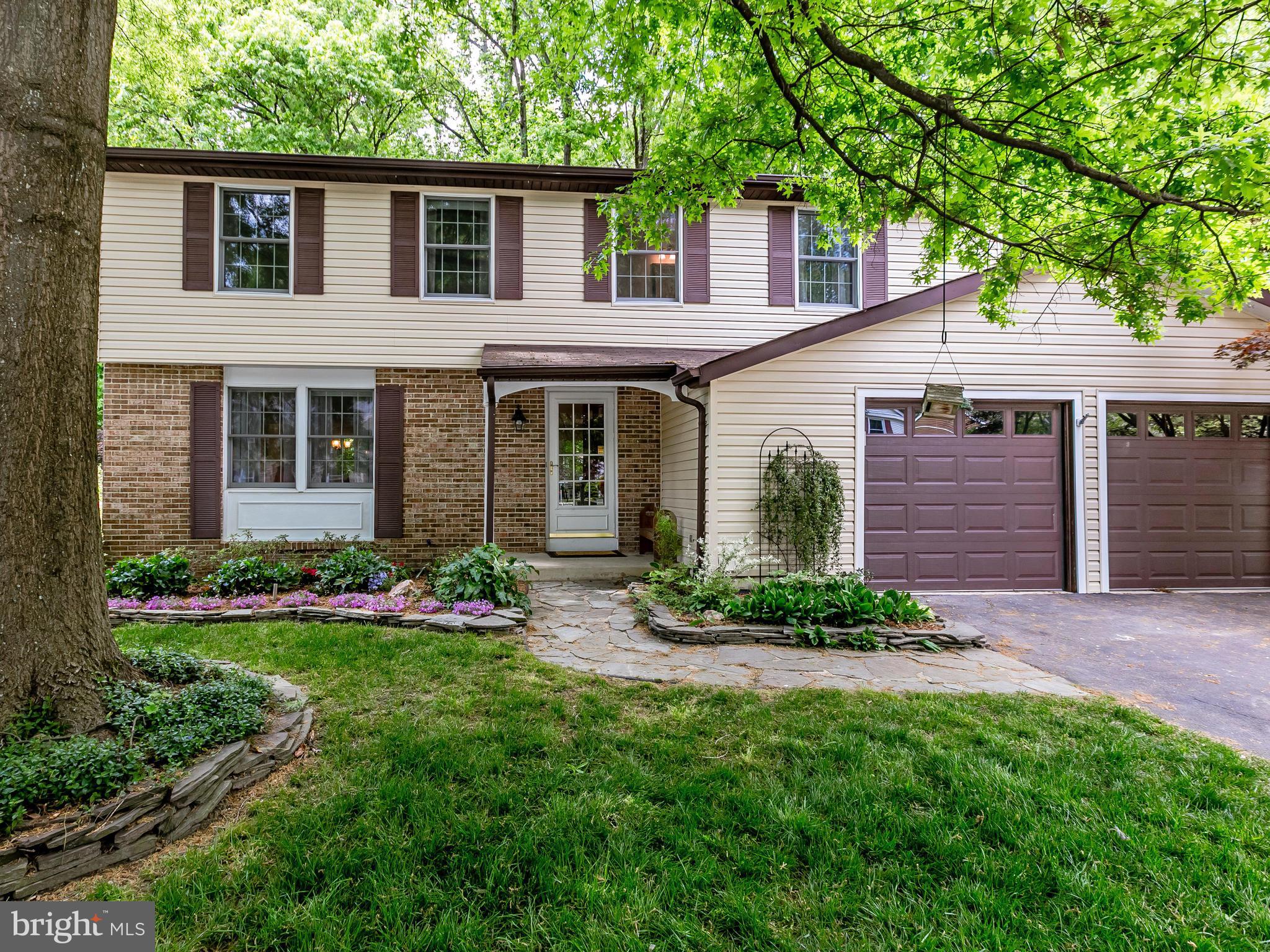 8355 Magic Leaf Road Springfield, VA 22153 - Photo 2 of 28 Exterior (Front)