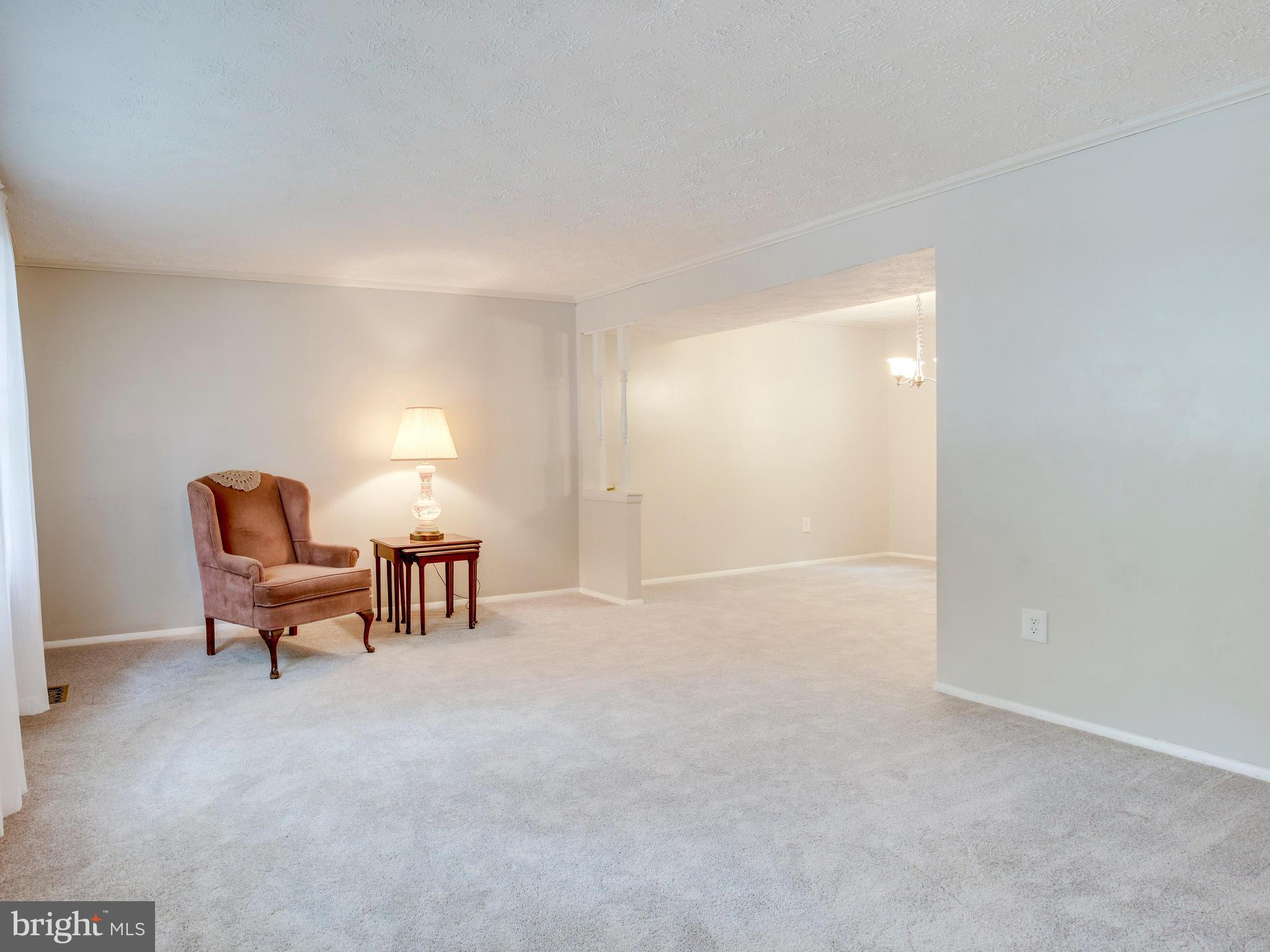 8355 Magic Leaf Road Springfield, VA 22153 - Photo 14 of 28 Living Room