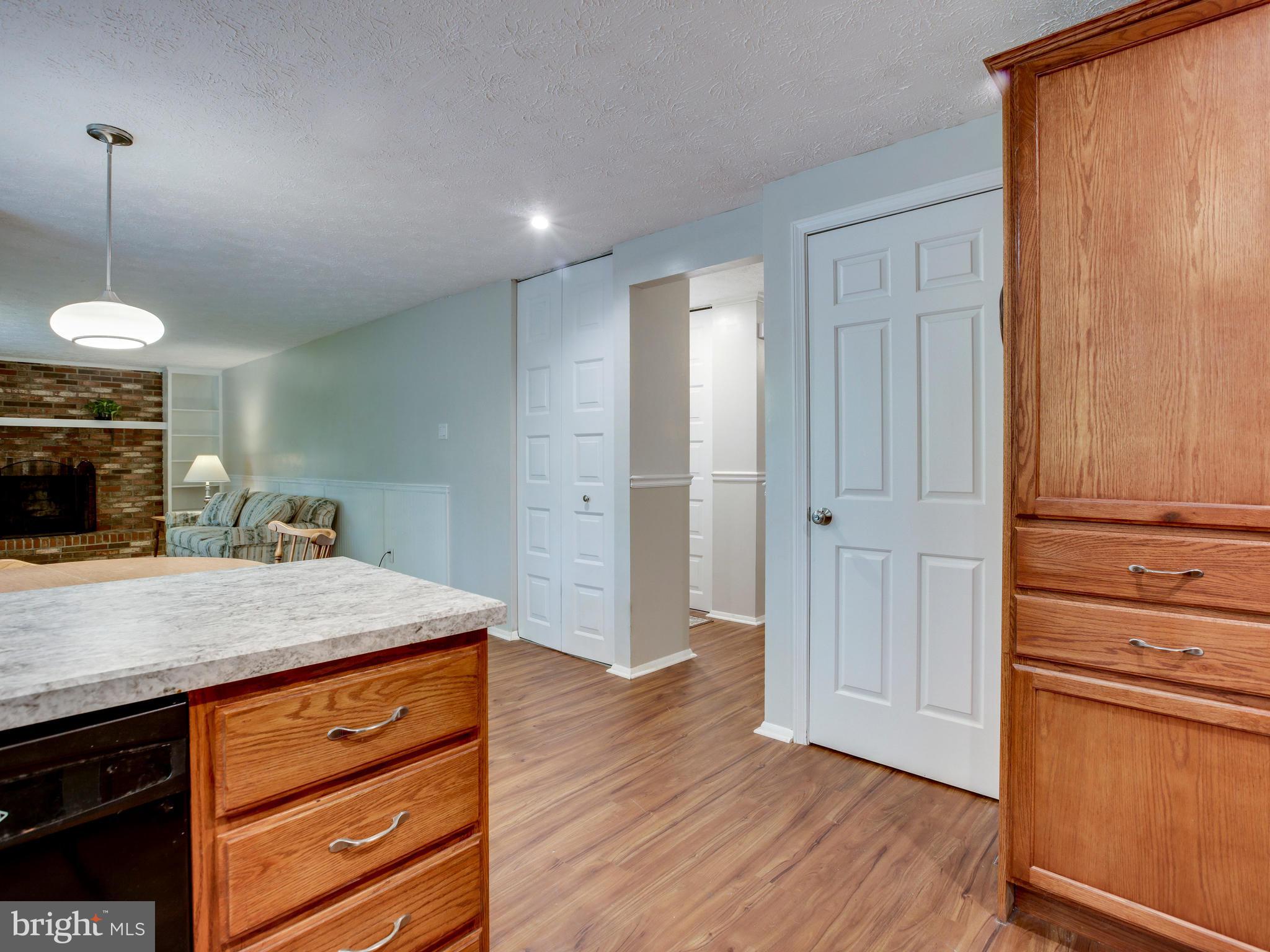 8355 Magic Leaf Road Springfield, VA 22153 - Photo 6 of 28 Kitchen