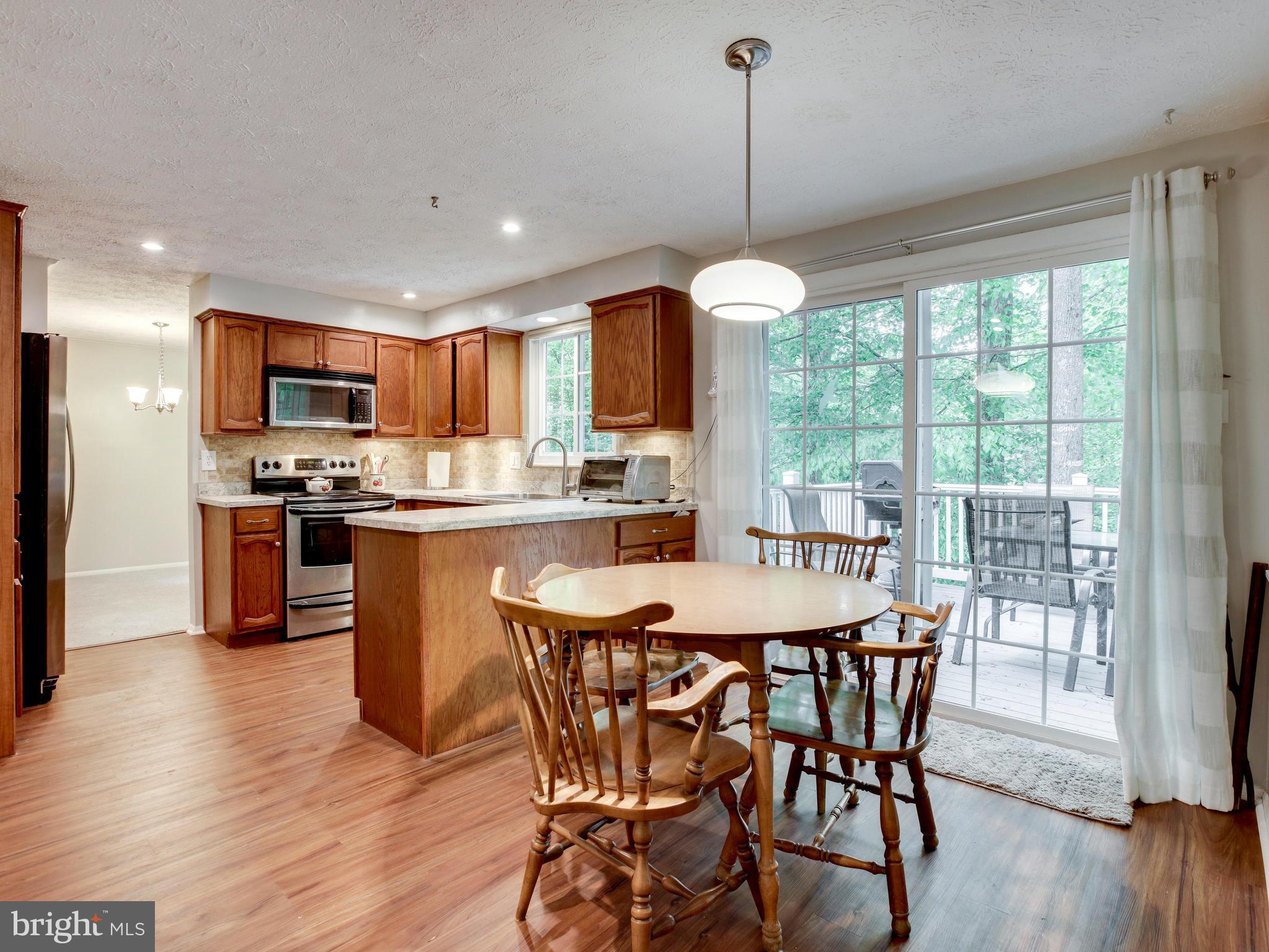 8355 Magic Leaf Road Springfield, VA 22153 - Photo 8 of 28 Interior (General)