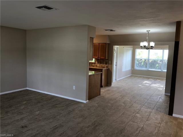 1425 Charles Road Fort Myers, FL 33919 - Photo 4 of 15