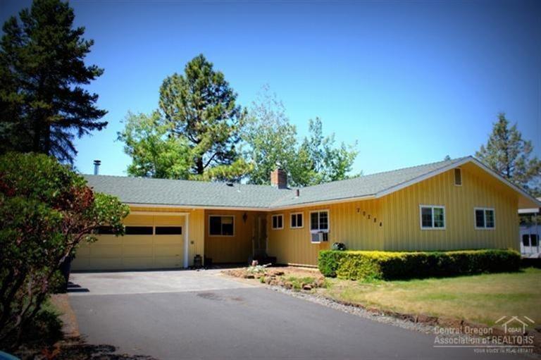 20284 Murphy Road Bend, OR 97702 - Photo 1 of 22 20284 Murphy Road is a one-story charmer