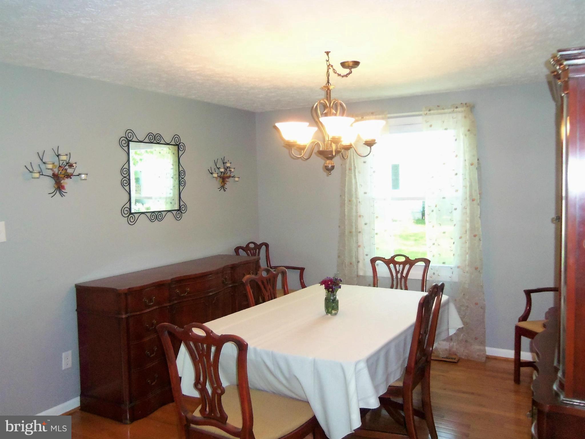1 Roxburgh Court Nottingham, MD 21236 - Photo 5 of 30 Dining Room