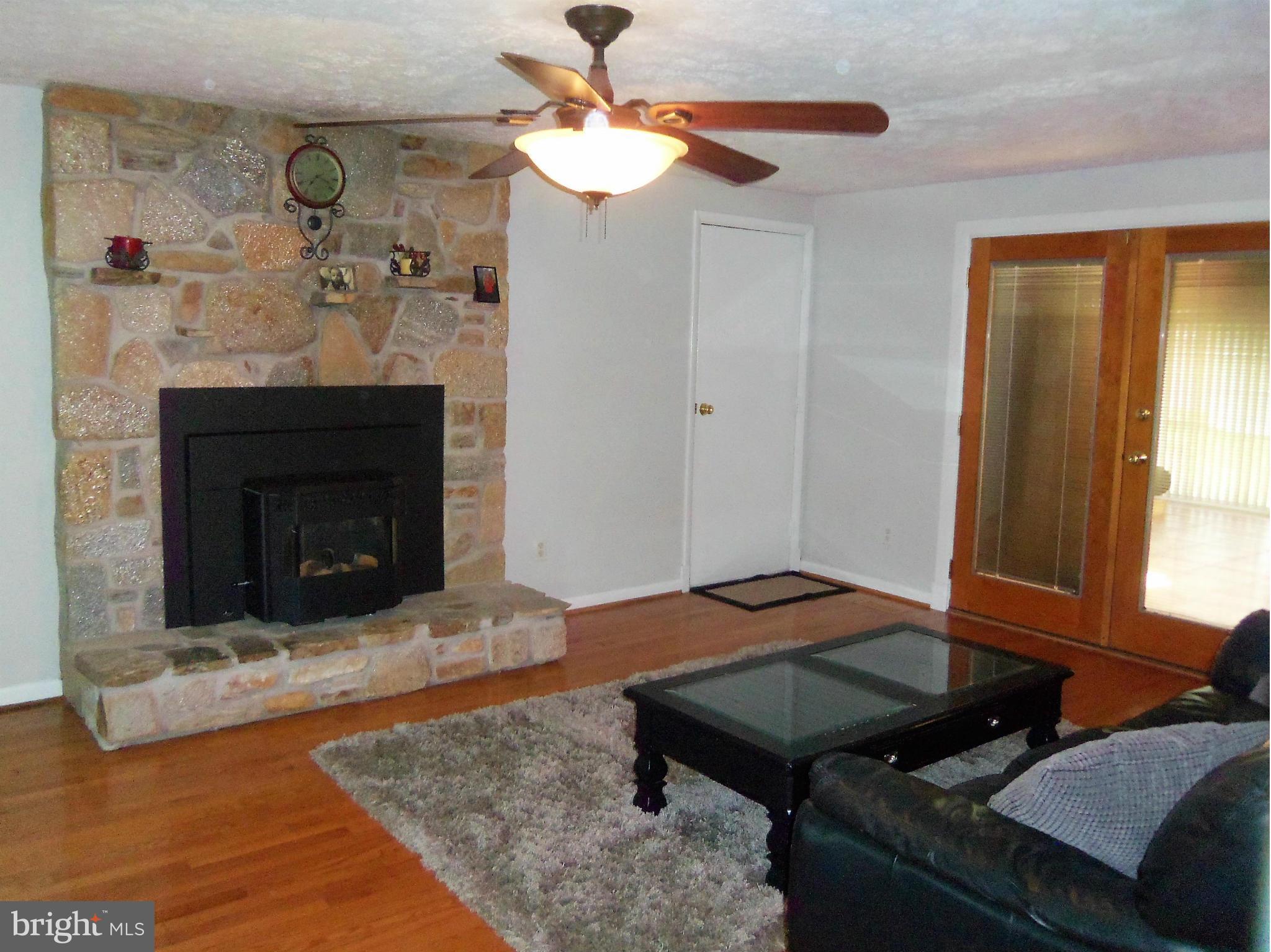 1 Roxburgh Court Nottingham, MD 21236 - Photo 8 of 30 Family Room