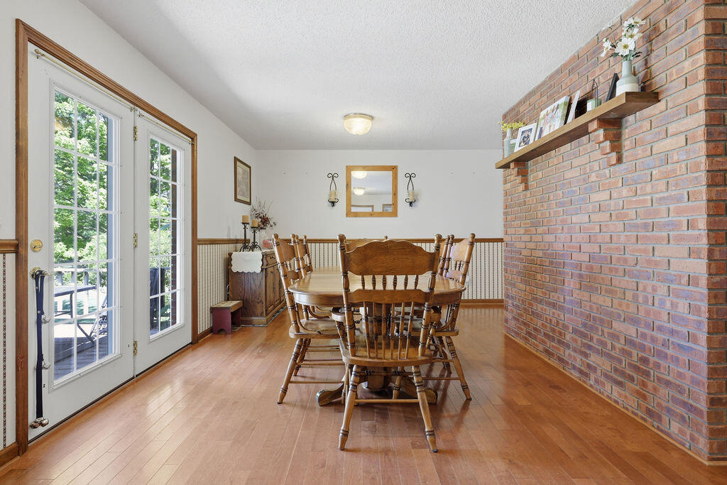 643 Beach Road Kirksey, KY 42054 - Photo 10 of 33 Formal Dining