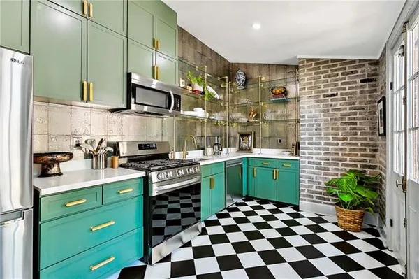 $4,000 | 1013 Sixth Street, New Orleans, LA 70115