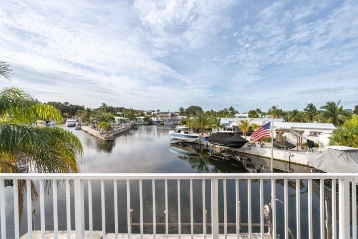 1119 Calder Road Key Largo, FL 33037 - Photo 3 of 17 20231213200339269534000000-o