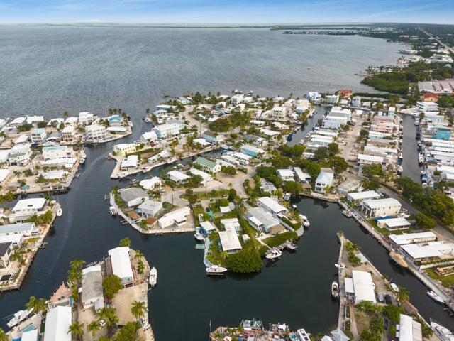 1119 Calder Road Key Largo, FL 33037 - Photo 6 of 17 20231213200510876784000000-o