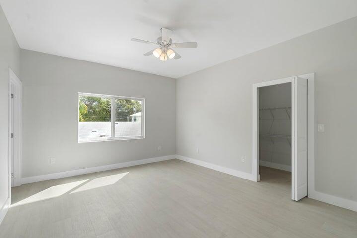 1119 Calder Road Key Largo, FL 33037 - Photo 10 of 17 20240202143009110860000000-o