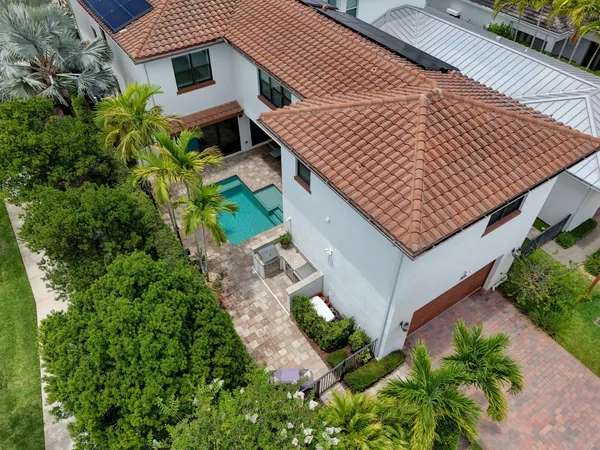 $1,688,000 | 5041 Grandiflora Road, Palm Beach Gardens, FL 33418