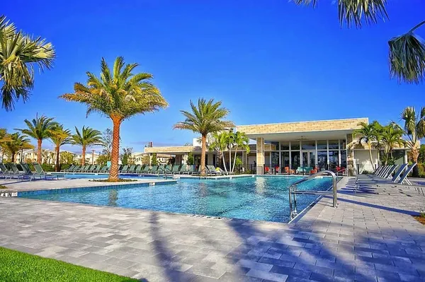 $1,688,000 | 5041 Grandiflora Road, Palm Beach Gardens, FL 33418