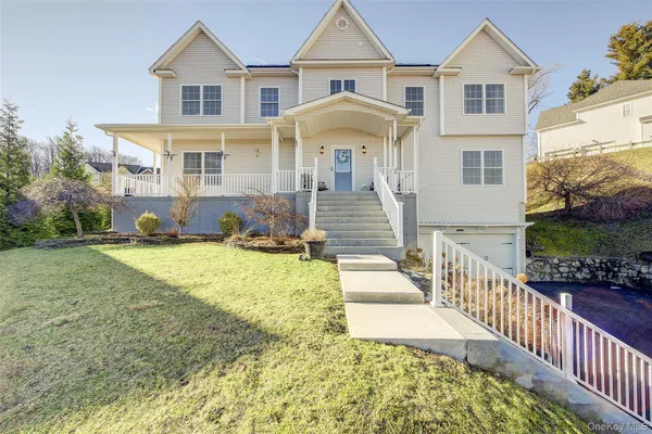 $815,000 | 20 Tanyas Court, Monroe, NY 10950