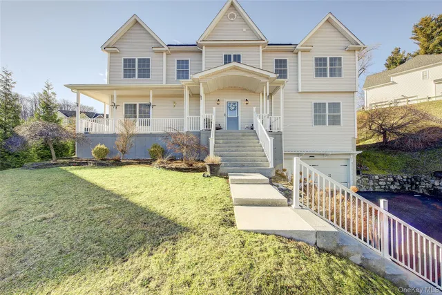 $815,000 | 20 Tanyas Court, Monroe, NY 10950