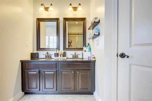 $815,000 | 20 Tanyas Court, Monroe, NY 10950