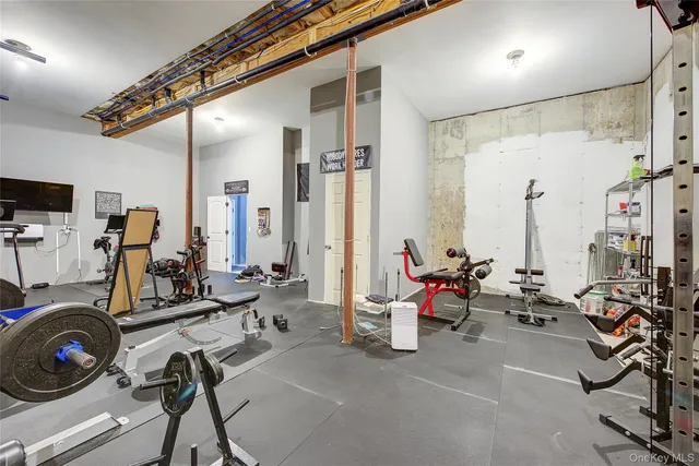 $815,000 | 20 Tanyas Court, Monroe, NY 10950