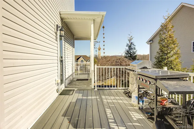 $815,000 | 20 Tanyas Court, Monroe, NY 10950