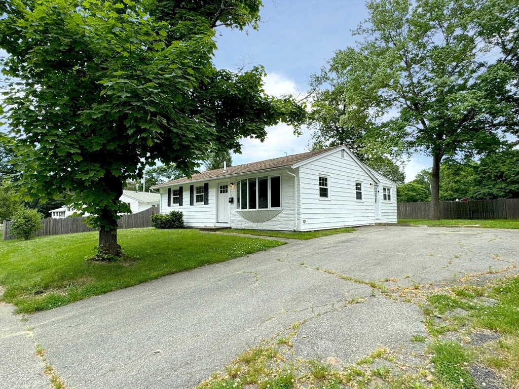 95 Josh Gray Road Rockland, MA 02370 - Photo 2 of 21 Gallery Image 2