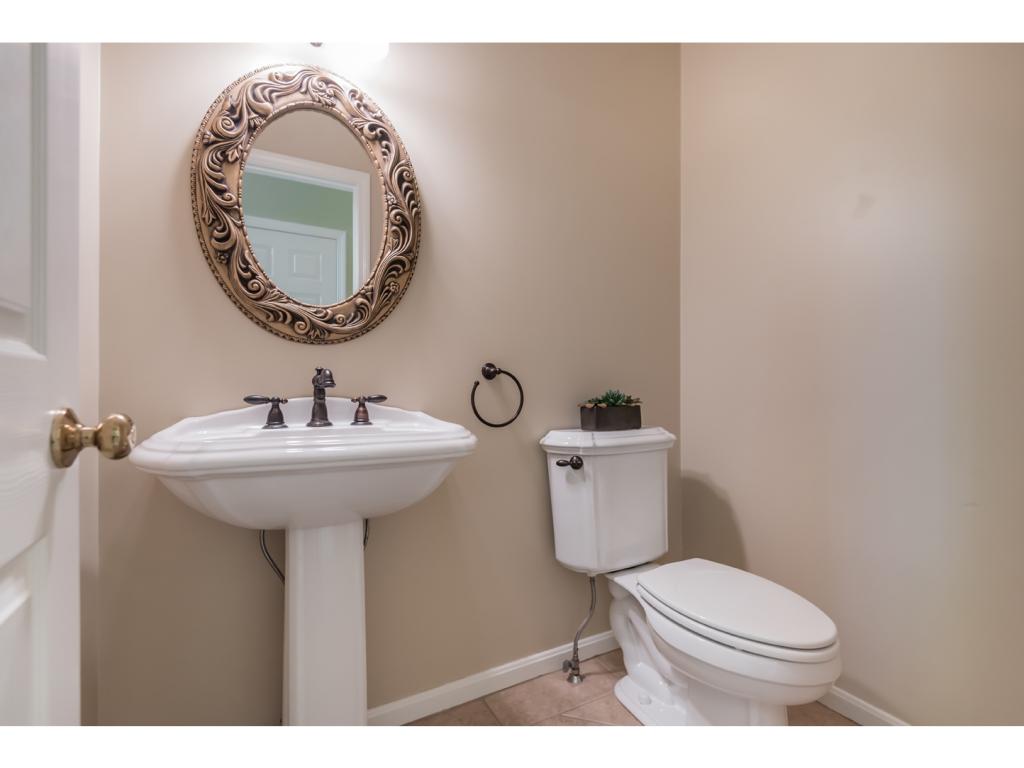 23 Nottingham Road Windham, NH 03087 - Photo 13 of 25
