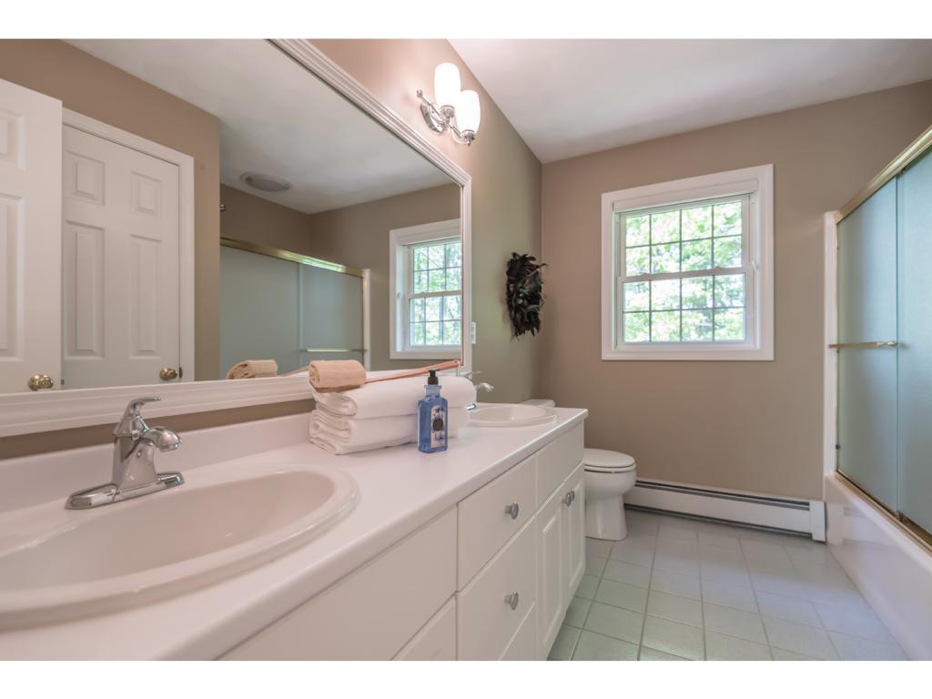 23 Nottingham Road Windham, NH 03087 - Photo 19 of 25