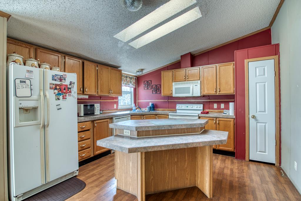415 Middle Fork Road Marion, VA 24354 - Photo 9 of 23 Gallery Image 9