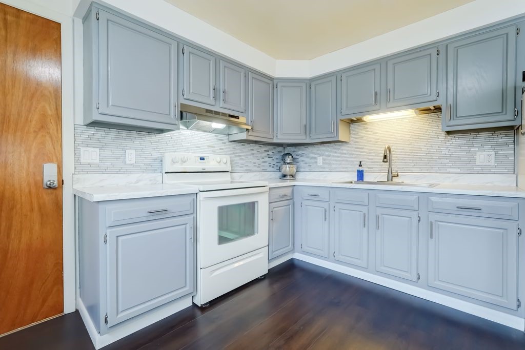 195 Kings Gate North Irondequoit, NY 14617 - Photo 13 of 49 Large and functional with quick access to the gara