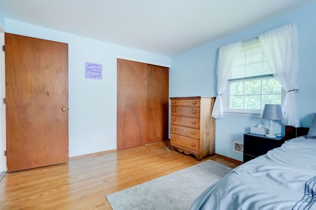 195 Kings Gate North Irondequoit, NY 14617 - Photo 20 of 49 An alternate view of bedroom #2.