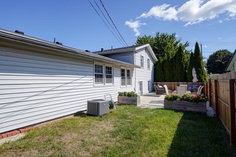 195 Kings Gate North Irondequoit, NY 14617 - Photo 37 of 49 Well appointed rear and side yard featuring privac