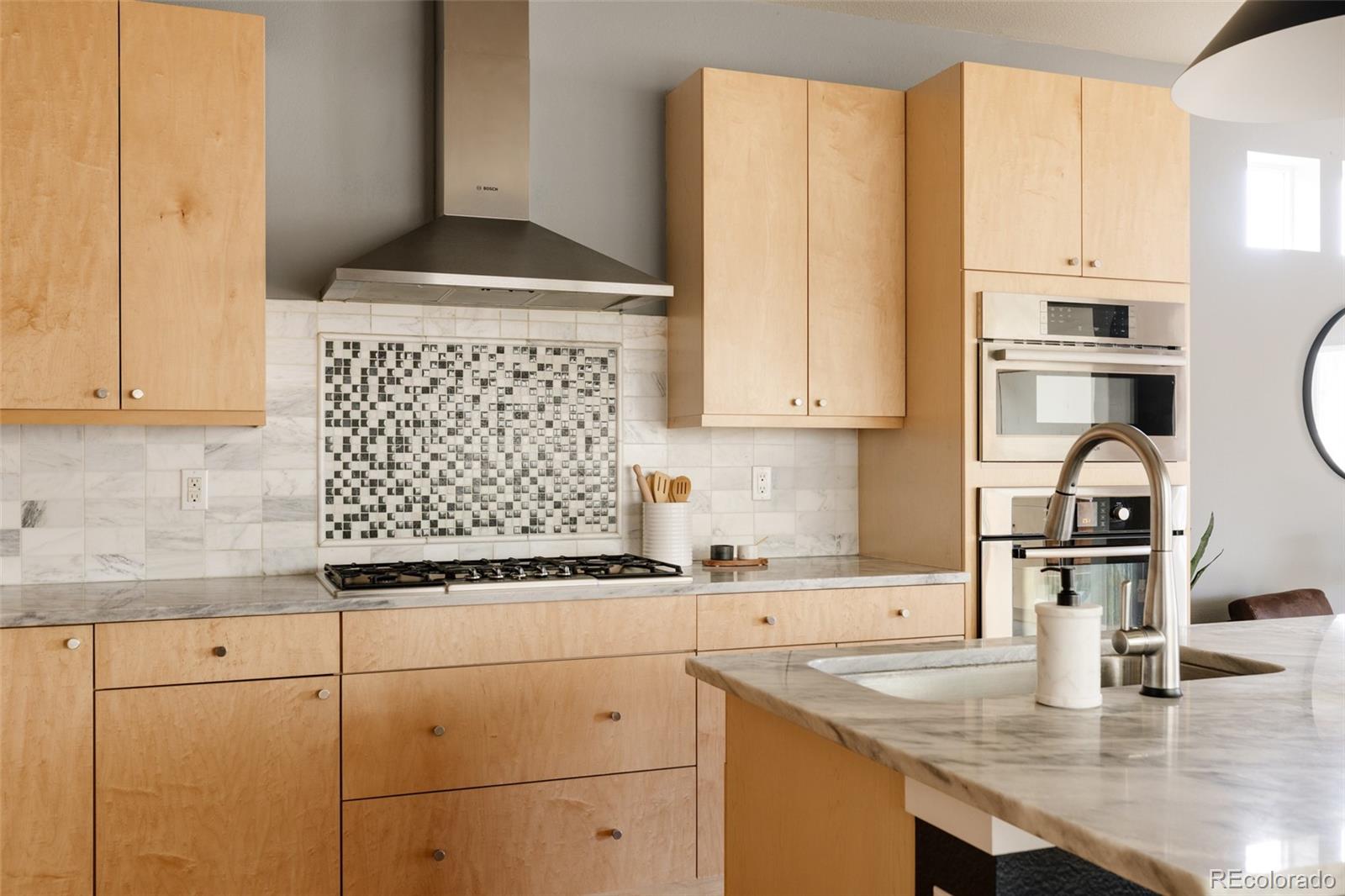 2739 Jamaica Street Denver, CO 80238 - Photo 7 of 48