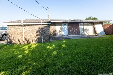$84,000 | 3001 General Middleton St Lake, Lake Charles, LA 70615