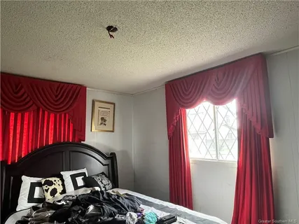 $84,000 | 3001 General Middleton St Lake, Lake Charles, LA 70615