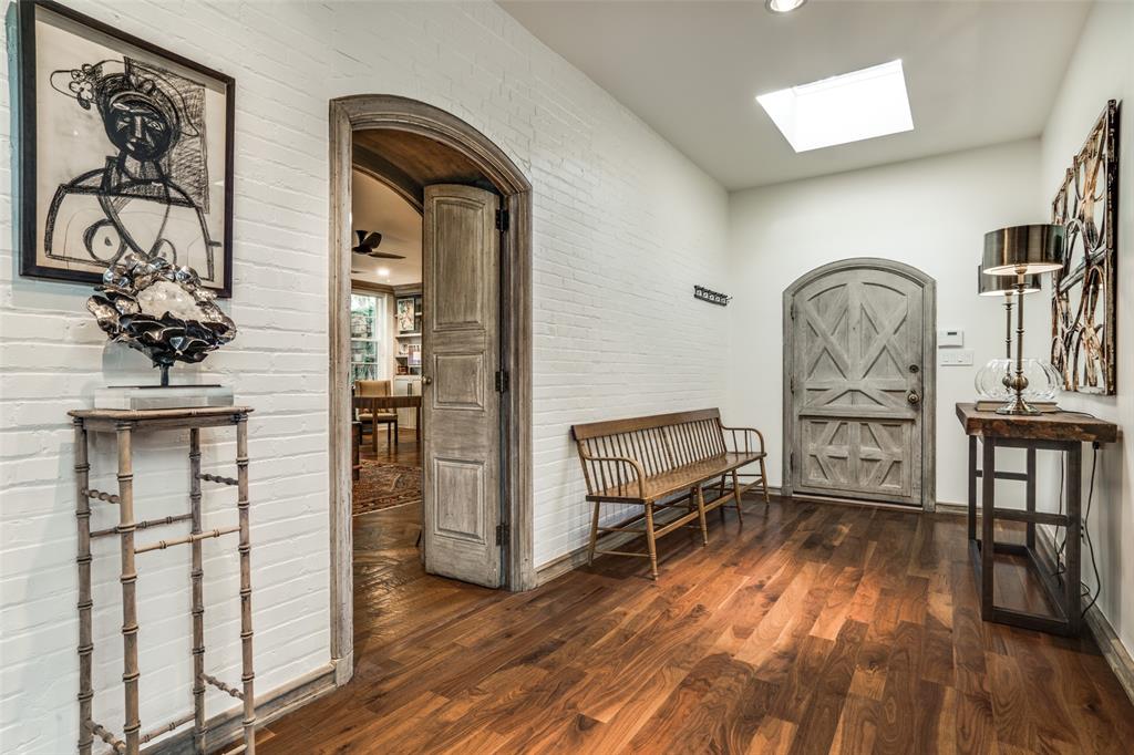 3610 Congress Avenue Dallas, TX 75219 - Photo 3 of 40 a living room with furniture with wooden floor