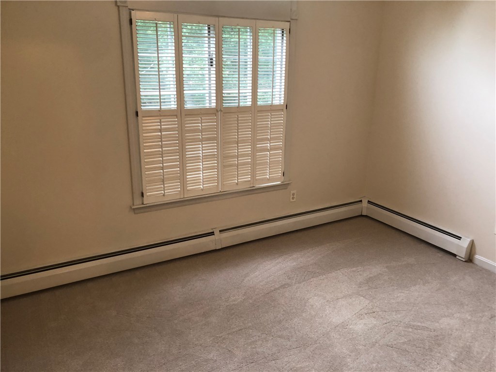 730 Laten Knight Road Cranston, RI 02921 - Photo 20 of 39