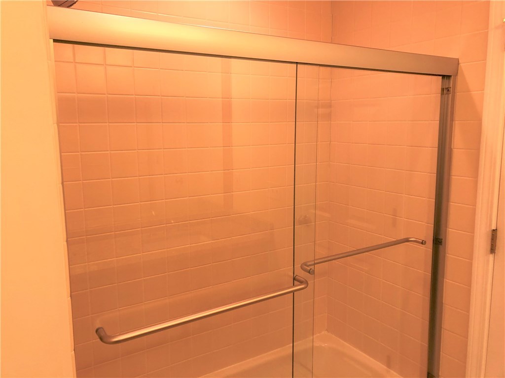 730 Laten Knight Road Cranston, RI 02921 - Photo 28 of 39