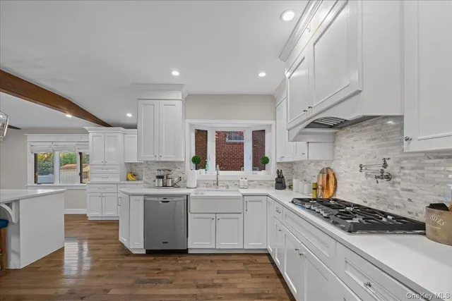 $799,000 | 80 Bismark Avenue, Valley Stream, NY 11581